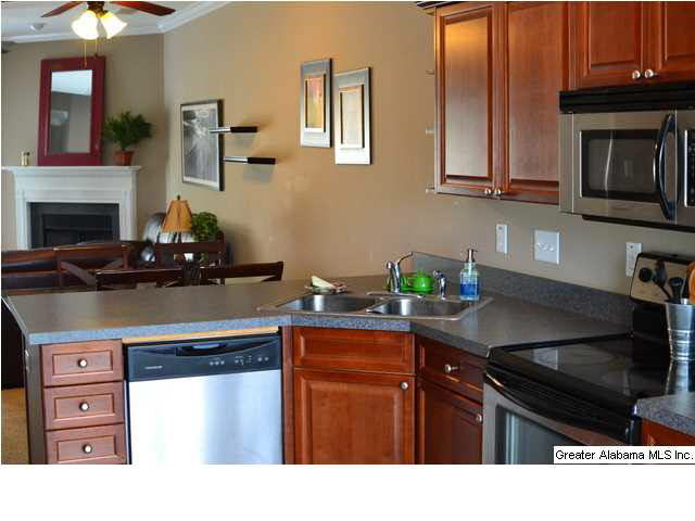 2327 Ridgemont Drive Birmingham, AL 35244 - Photo 9 of 32