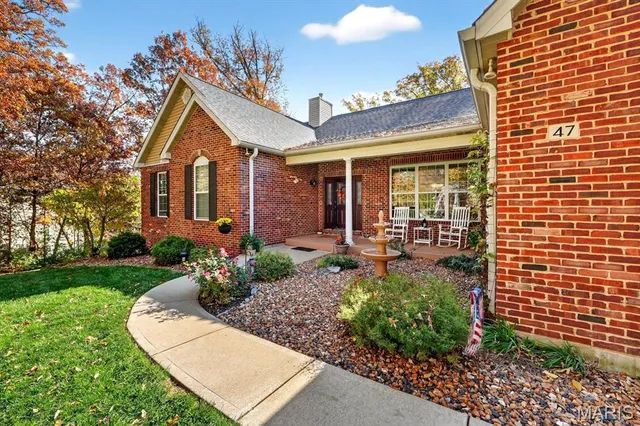 $675,000 | 47 Schaper Oaks Court, Foristell, MO 63348