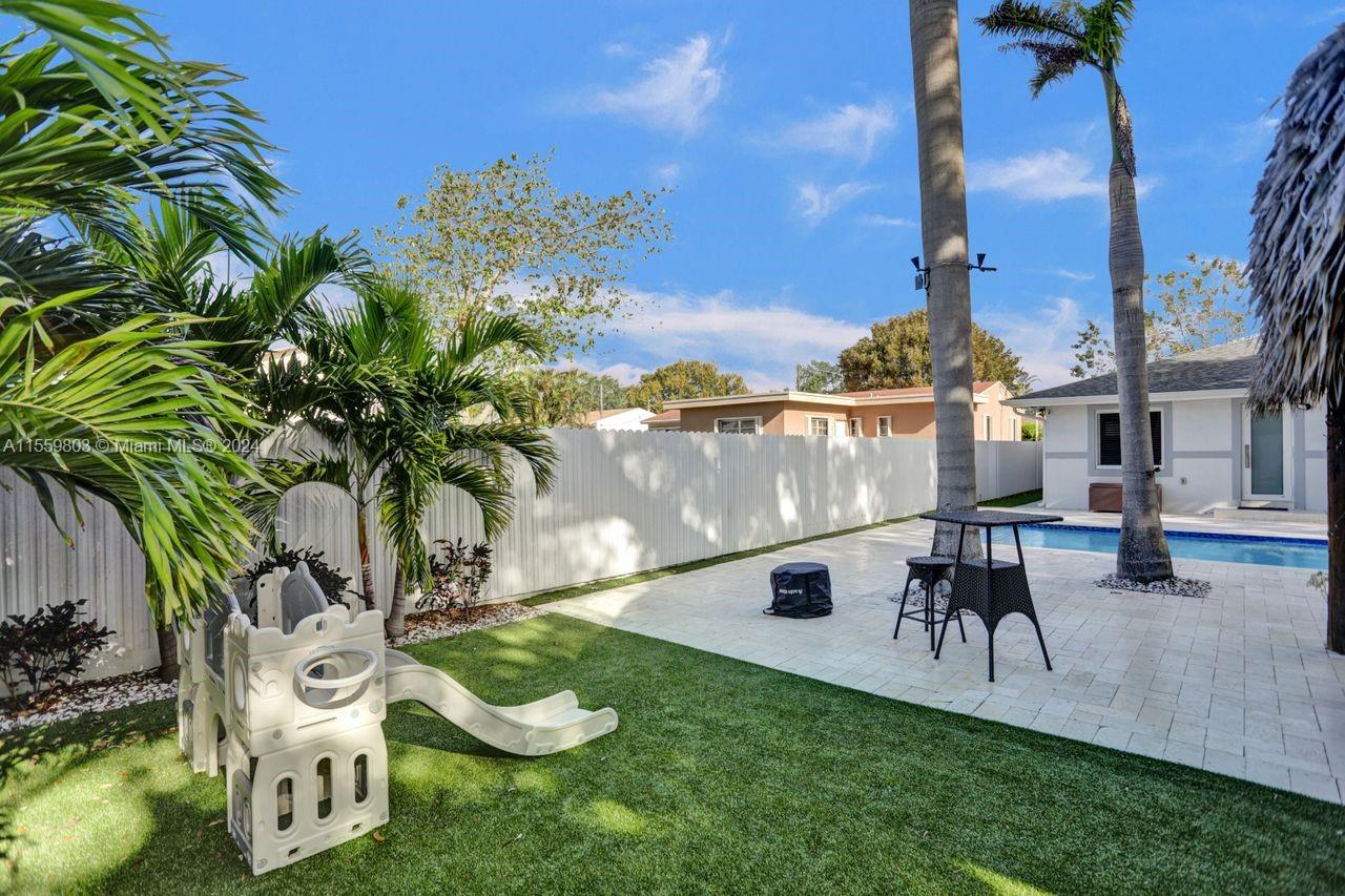 2800 Southwest 26th Street Miami, FL 33133 - Photo 18 of 72