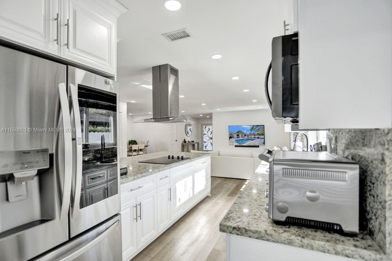 2800 Southwest 26th Street Miami, FL 33133 - Photo 2 of 72