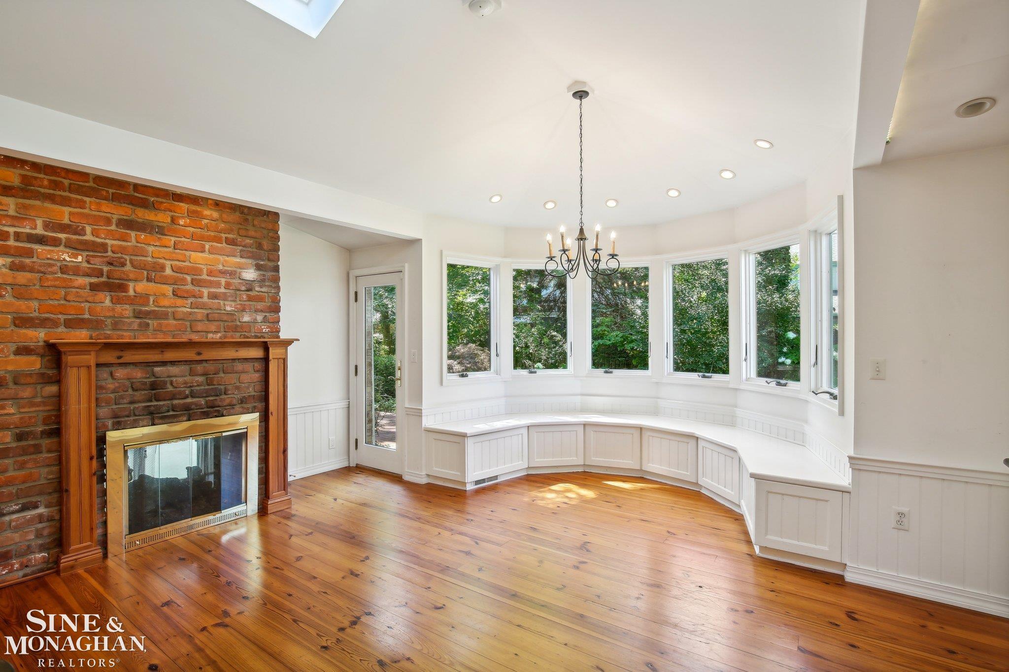 61 Muskoka Road Grosse Pointe Farms, MI 48236 - Photo 11 of 45