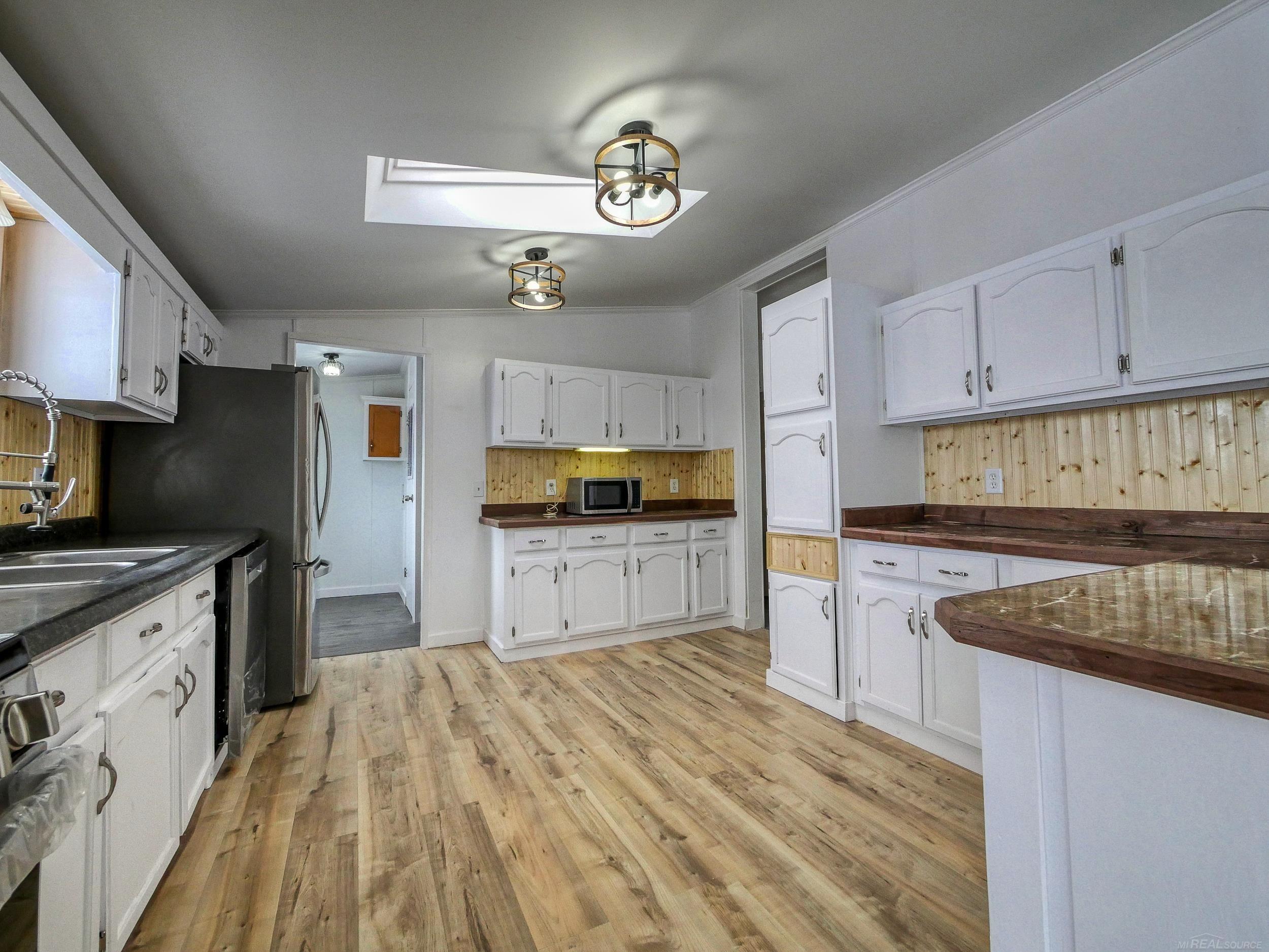 6698 Armstrong Road Imlay City, MI 48444 - Photo 7 of 35 Gallery Image 7