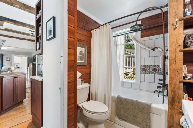 $775,000 | 1020 Hendricks Hill Road, Southport, ME 04576