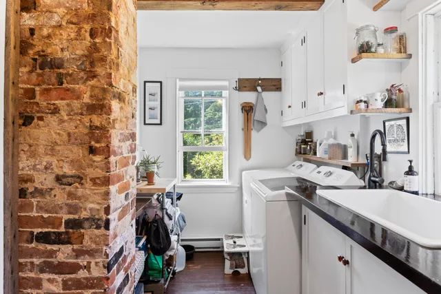 $775,000 | 1020 Hendricks Hill Road, Southport, ME 04576