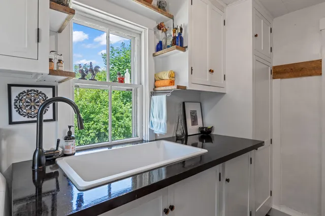 $775,000 | 1020 Hendricks Hill Road, Southport, ME 04576