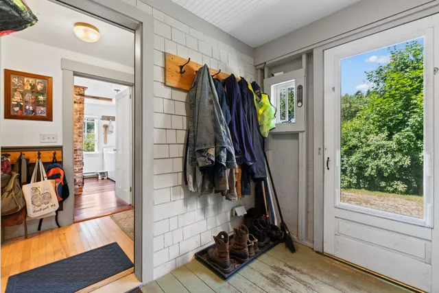 $775,000 | 1020 Hendricks Hill Road, Southport, ME 04576