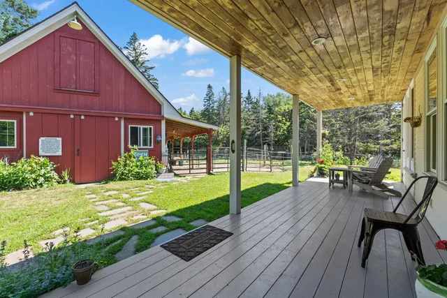 $775,000 | 1020 Hendricks Hill Road, Southport, ME 04576