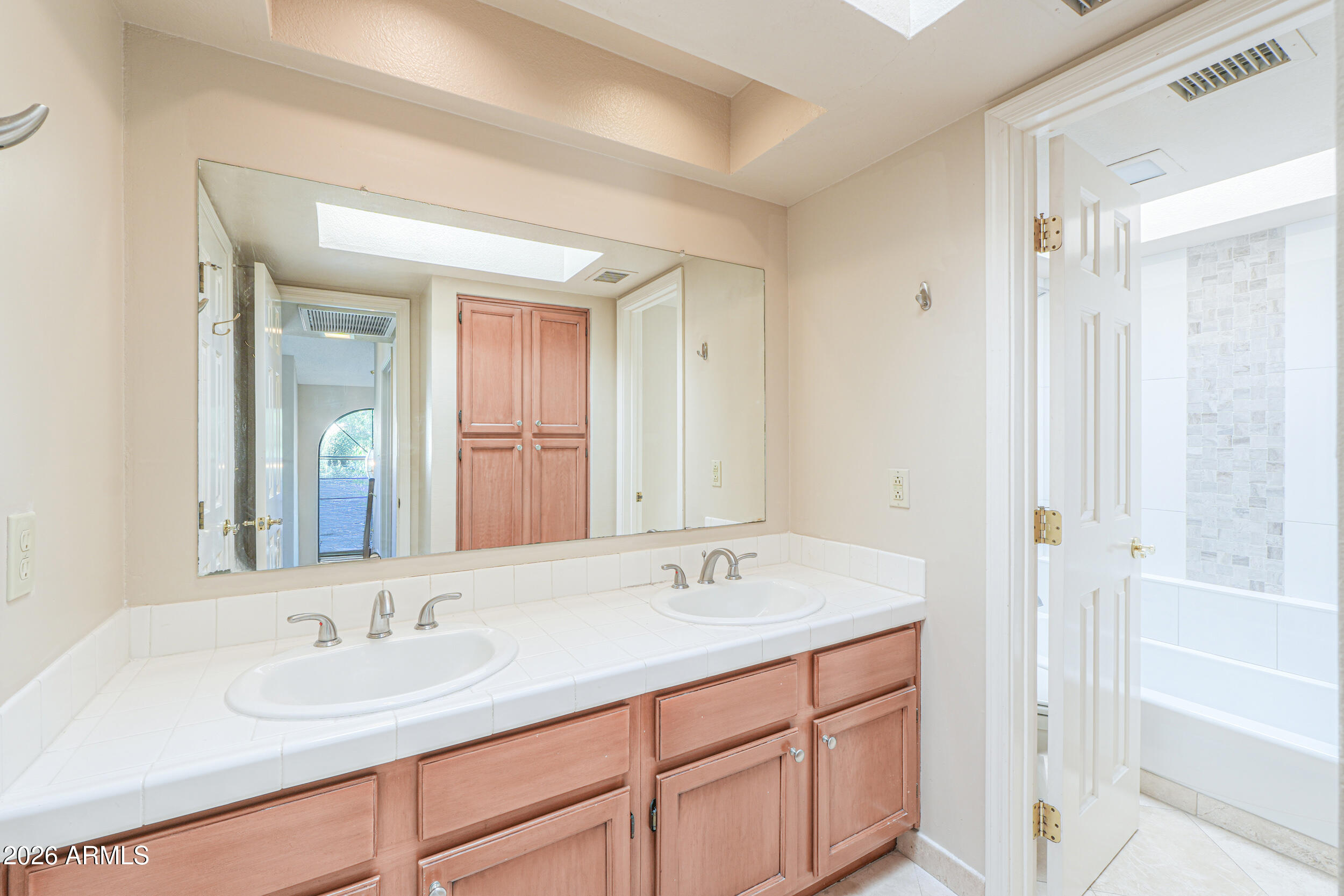 8826 South 51st Street, Unit 1 Phoenix, AZ 85044 - Photo 13 of 31 Bathroom (1)