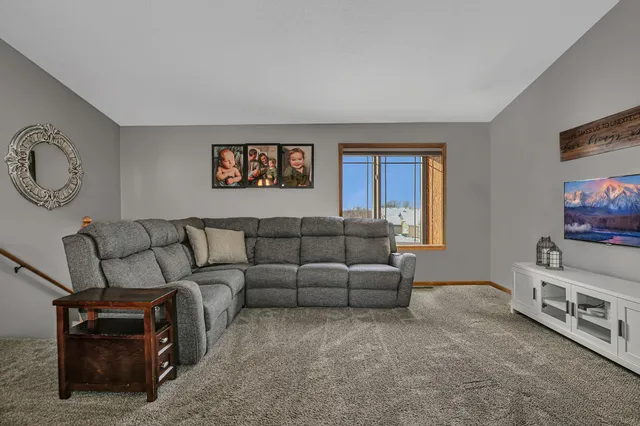 $299,900 | 216 Victory Loop, Sartell, MN 56377