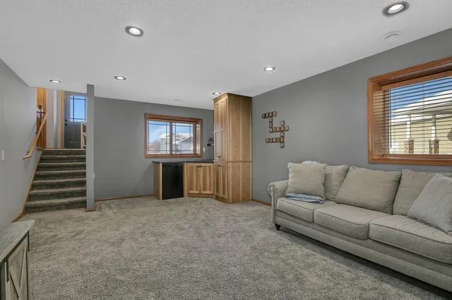 $299,900 | 216 Victory Loop, Sartell, MN 56377