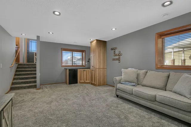 $299,900 | 216 Victory Loop, Sartell, MN 56377