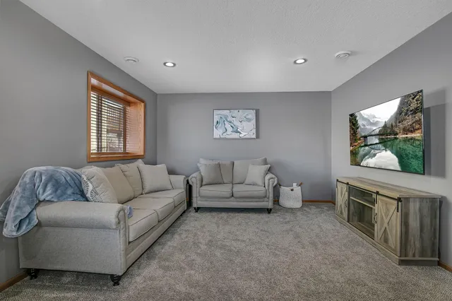 $299,900 | 216 Victory Loop, Sartell, MN 56377