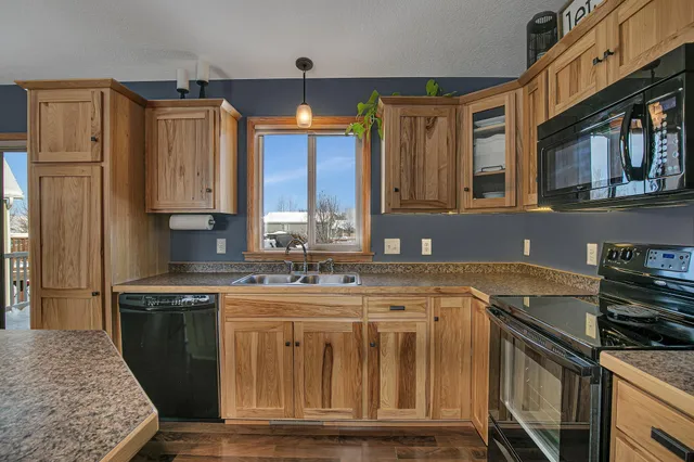 $299,900 | 216 Victory Loop, Sartell, MN 56377