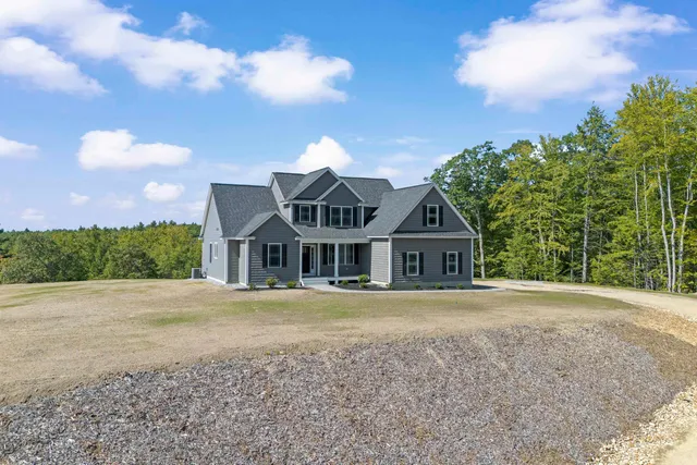 $850,000 | 70 Gile Hill Road, Bow, NH 03304