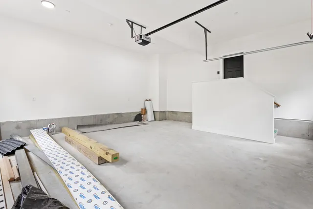 $850,000 | 70 Gile Hill Road, Bow, NH 03304