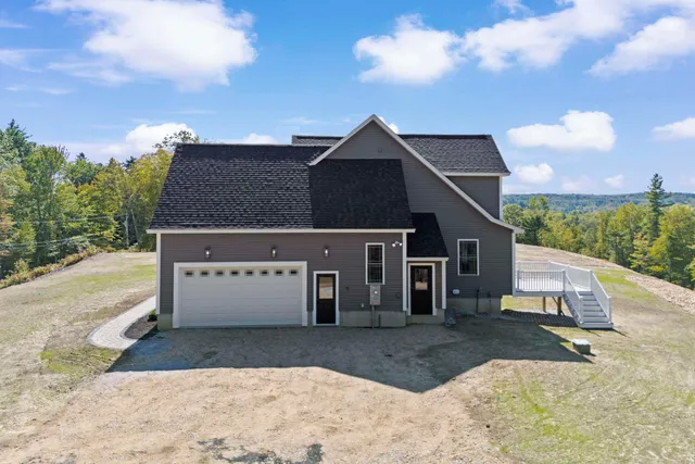 $850,000 | 70 Gile Hill Road, Bow, NH 03304