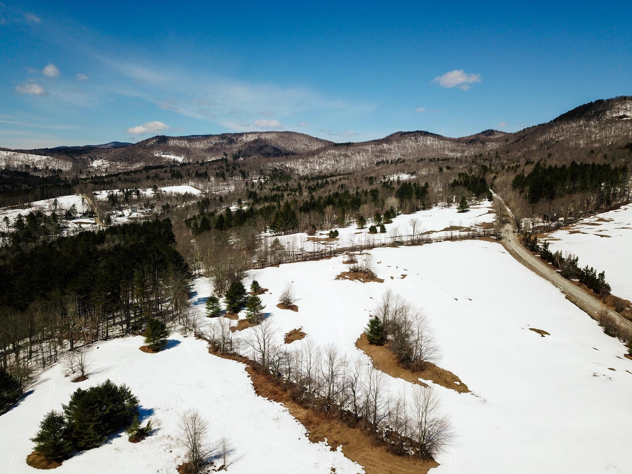 366 Access Road, Unit 1 Rochester, VT 05767 - Photo 3 of 40