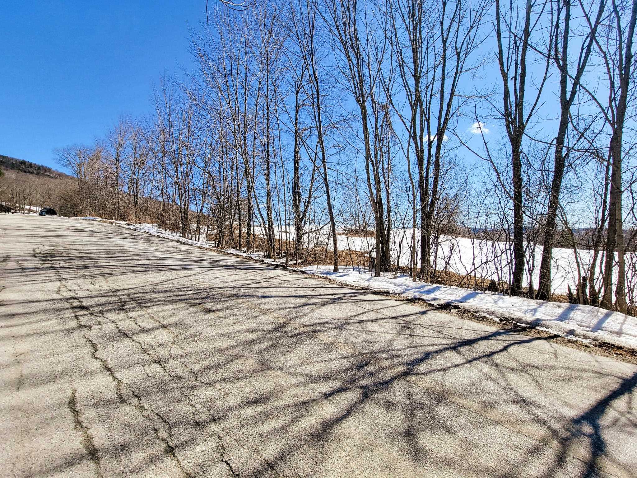 366 Access Road, Unit 1 Rochester, VT 05767 - Photo 9 of 40