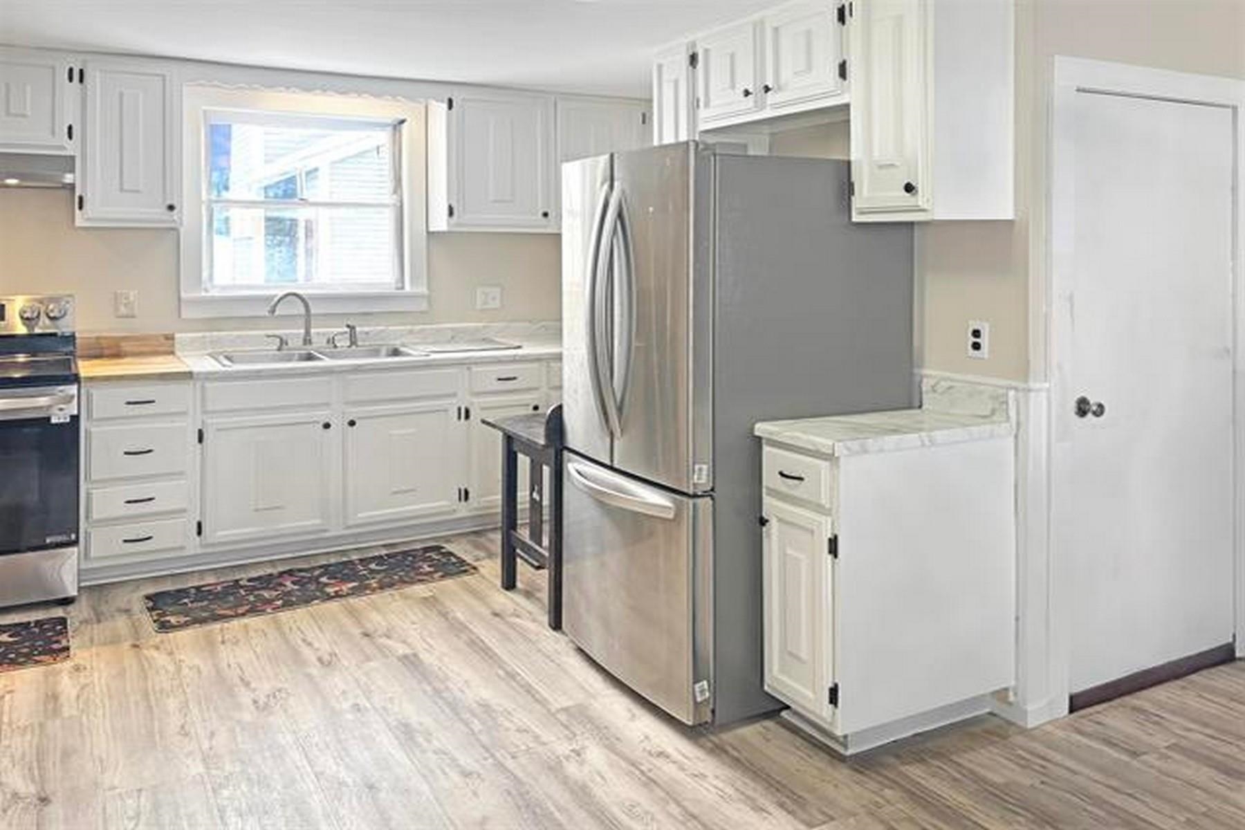 91 Franklin Street Rutland, VT 05701 - Photo 4 of 44
