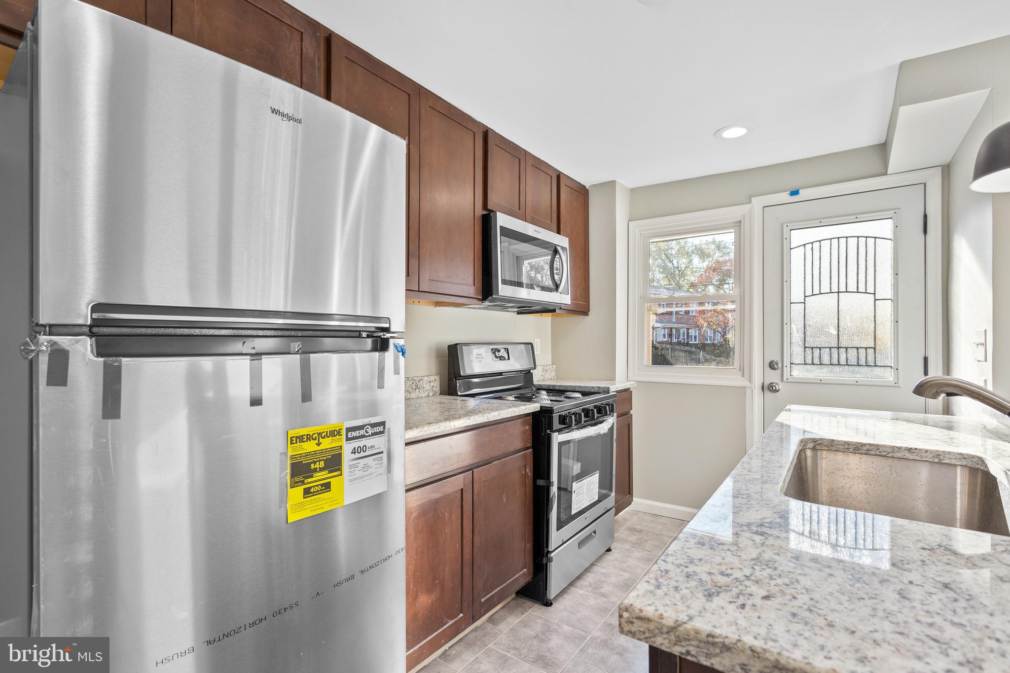 5815 Waycross Road Baltimore, MD 21206 - Photo 8 of 30 Kitchen