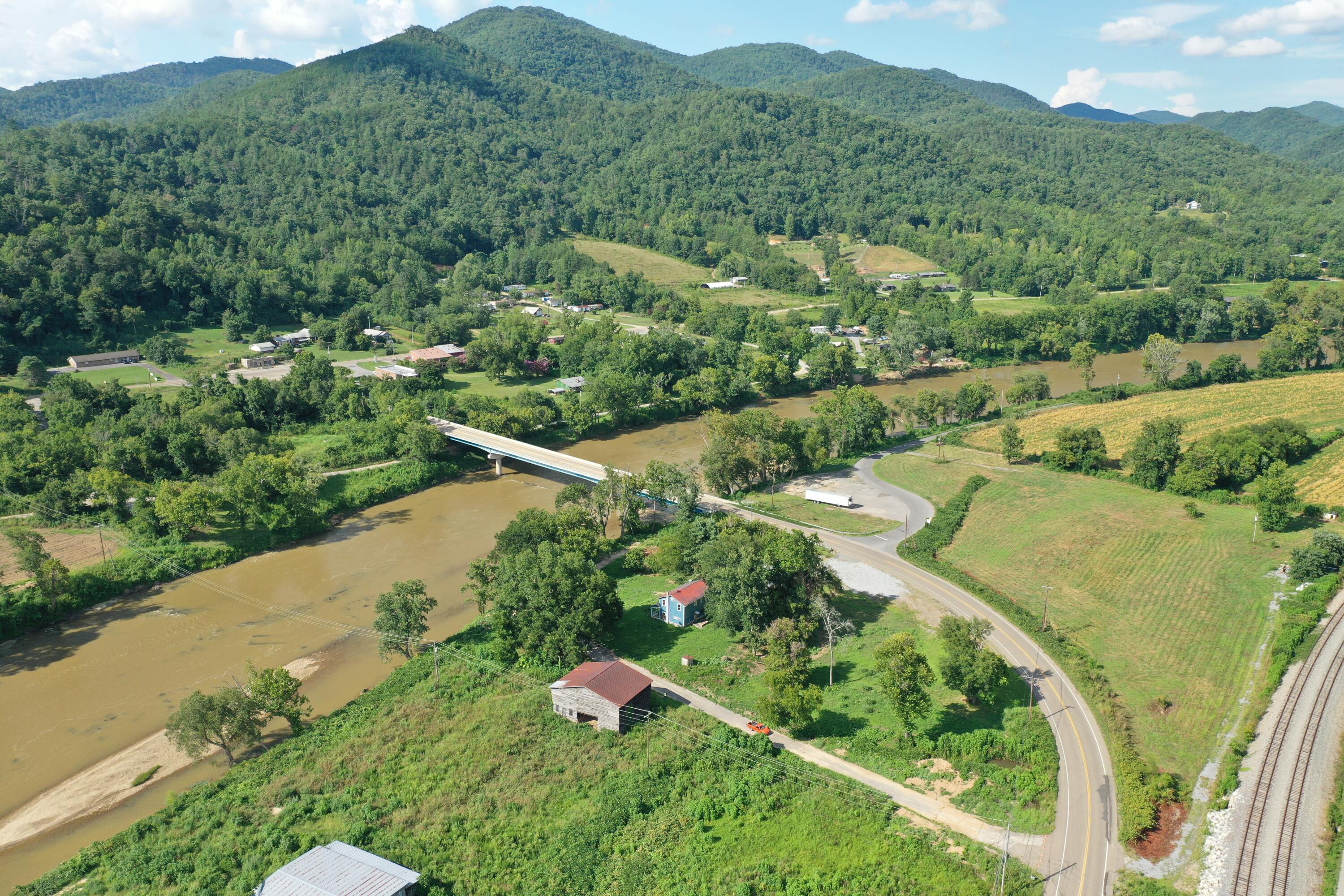 155 Highway 107 Del Rio, TN 37727 - Photo 4 of 7 DJI_0654
