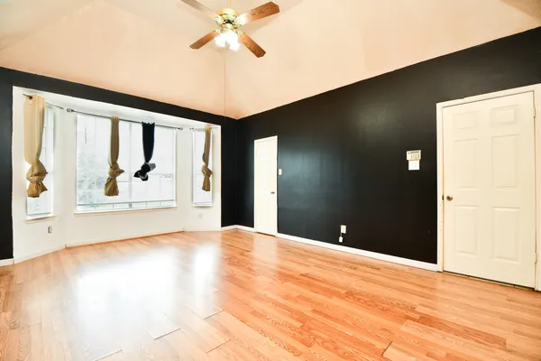 $2,200 | 4306 West Thunderwood Circle, Fresno, TX 77545