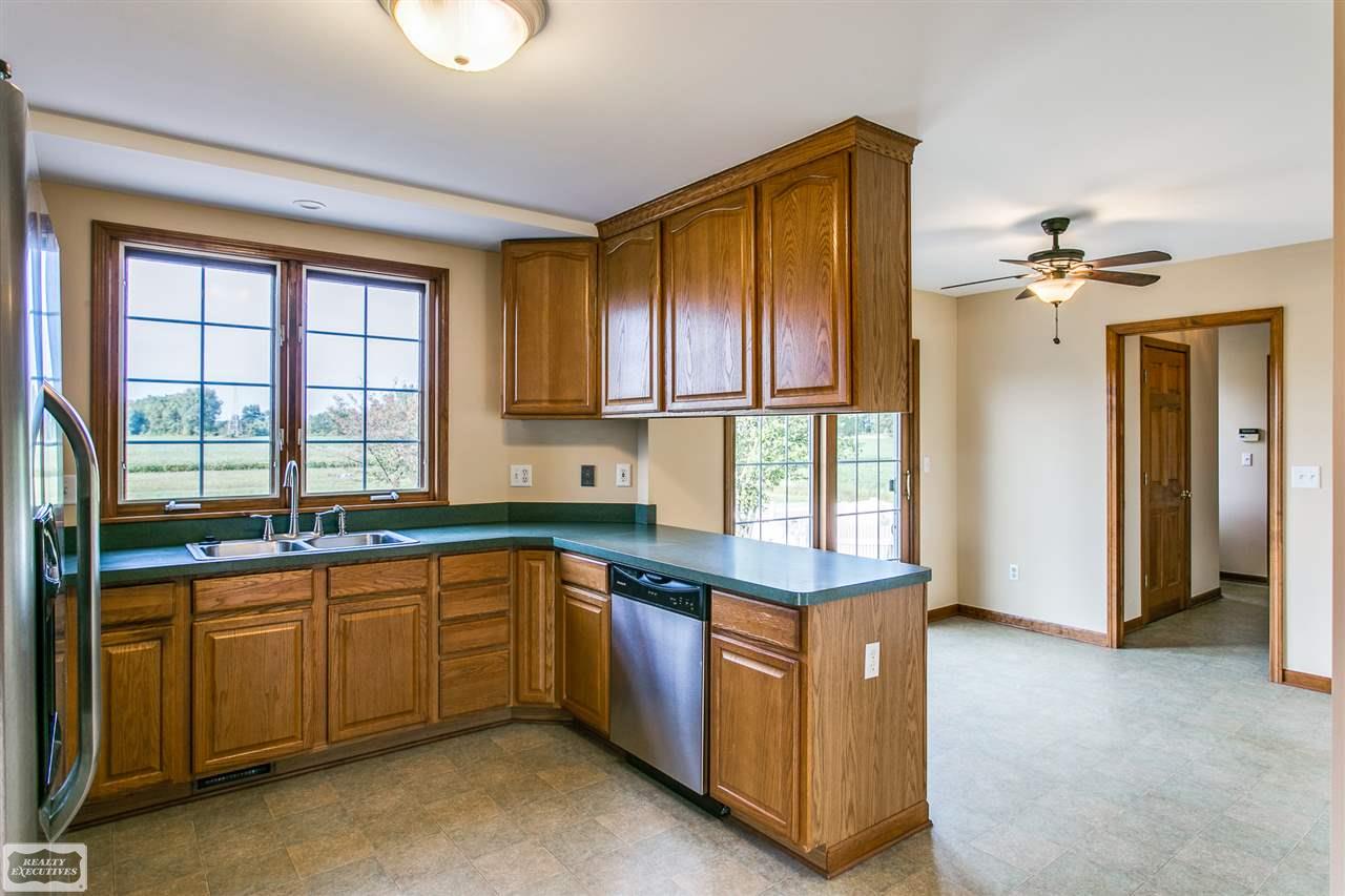 24501 Pratt Road Armada, MI 48005 - Photo 12 of 37
