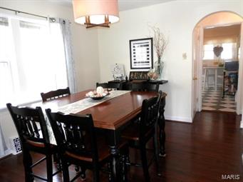 9302 MacKenzie Road St. Louis, MO 63123 - Photo 5 of 25