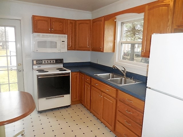 422 West 6th Street Rochester, IN 46975 - Photo 11 of 23