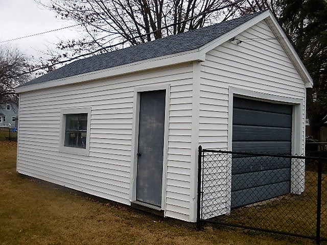 422 West 6th Street Rochester, IN 46975 - Photo 4 of 23