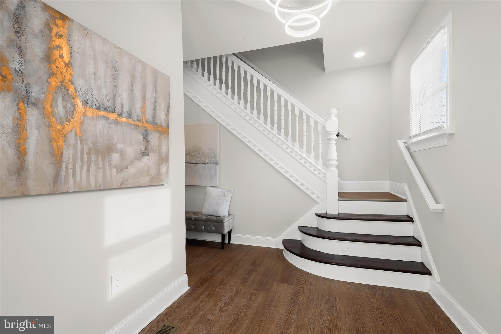 701 East 43rd Street Baltimore, MD 21212 - Photo 3 of 47 a view of entryway