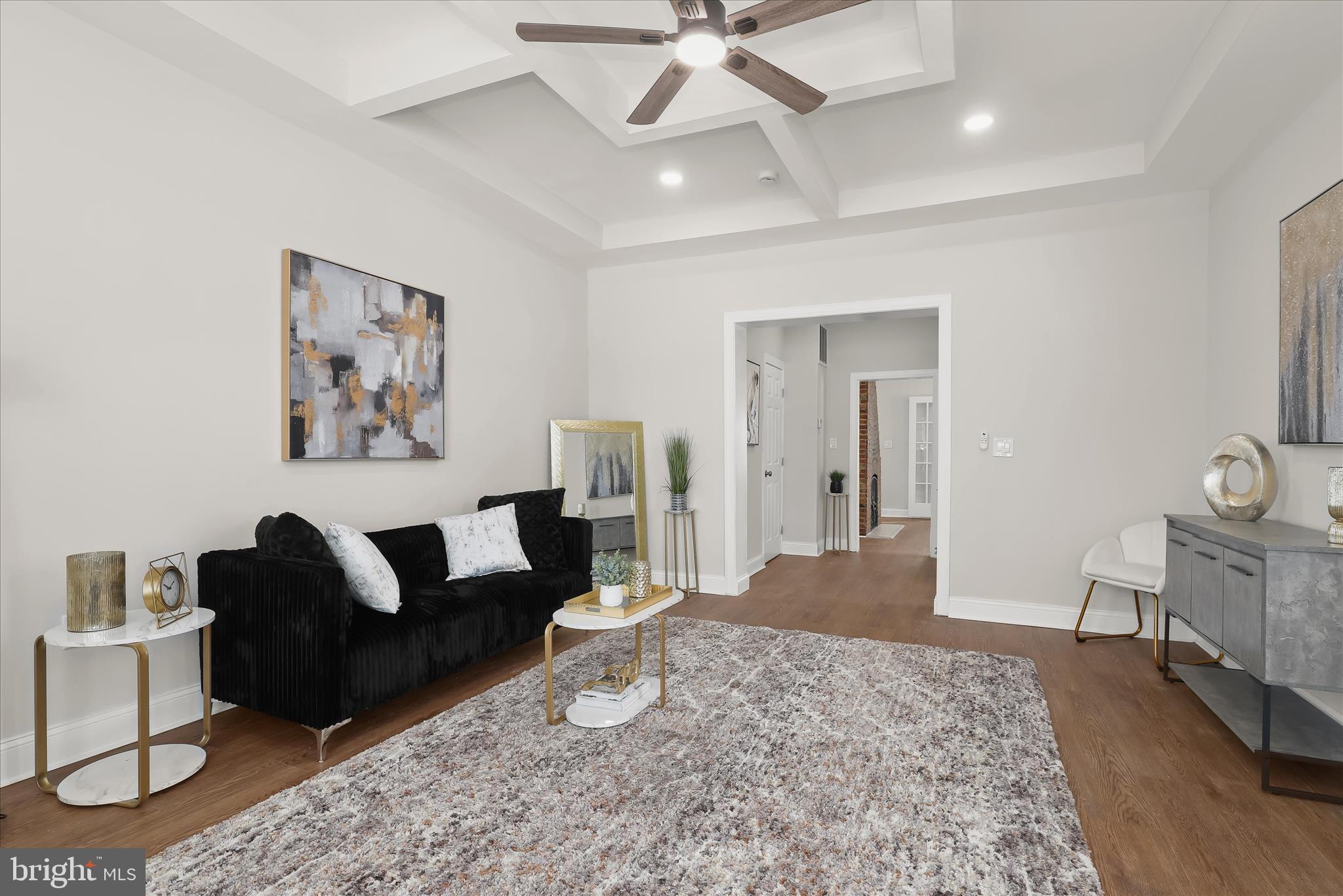 701 East 43rd Street Baltimore, MD 21212 - Photo 8 of 47 a living room with furniture and a rug