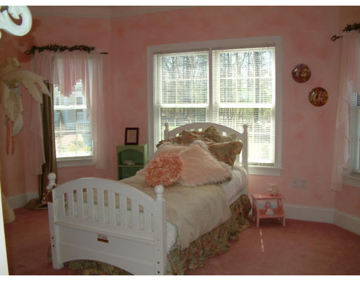 4 Shady Lane Walpole, MA 02081 - Photo 19 of 25 a bedroom with a bed and a window