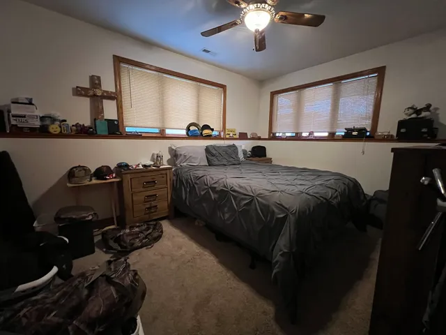 $1,800 | 509 East Lake Avenue, Unit B, Round Lake Beach, IL 60073