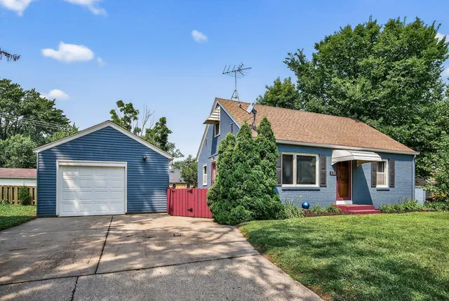 $319,000 | 130 17th Avenue South, Hopkins, MN 55343