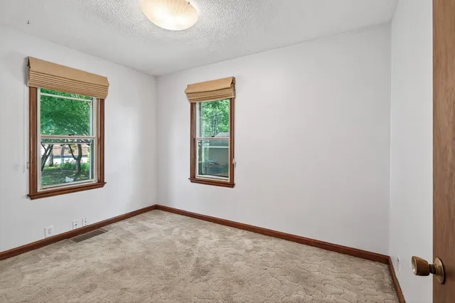 $319,000 | 130 17th Avenue South, Hopkins, MN 55343