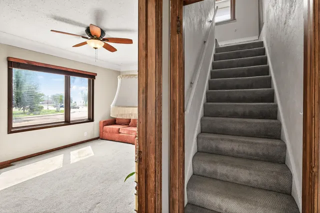 $319,000 | 130 17th Avenue South, Hopkins, MN 55343