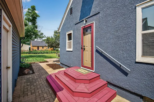 $319,000 | 130 17th Avenue South, Hopkins, MN 55343