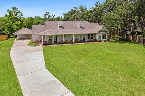 $395,000 | 116 Jessica Drive, Belle Chasse, LA 70037