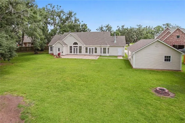 $395,000 | 116 Jessica Drive, Belle Chasse, LA 70037