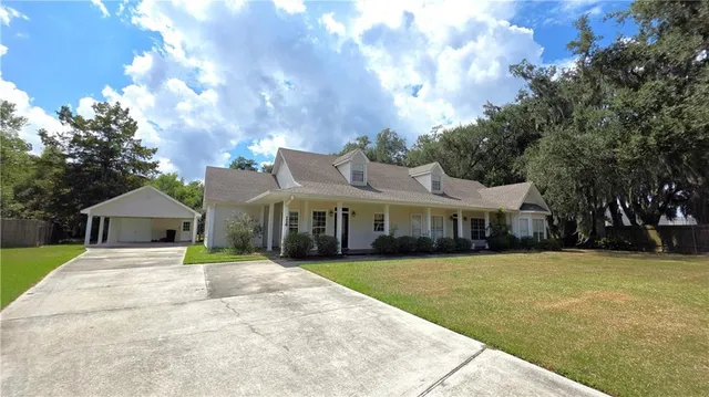 $395,000 | 116 Jessica Drive, Belle Chasse, LA 70037
