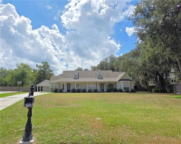 $395,000 | 116 Jessica Drive, Belle Chasse, LA 70037