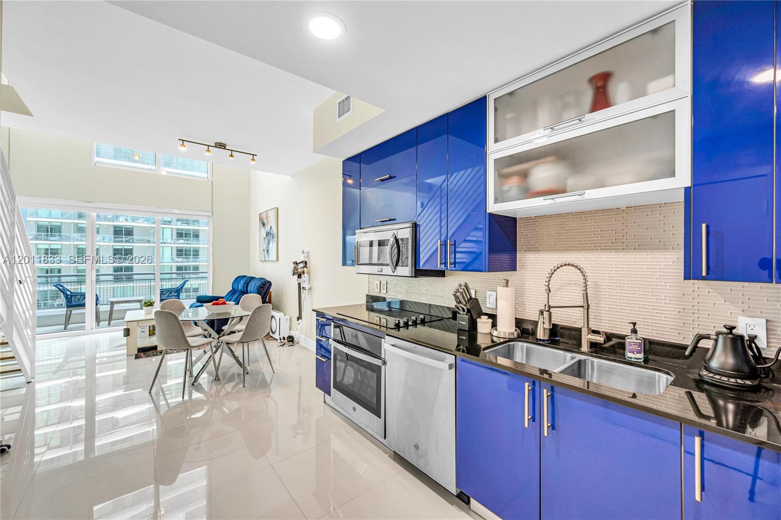 60 Southwest 13th Street, Unit 2014 Miami, FL 33130 - Photo 2 of 36
