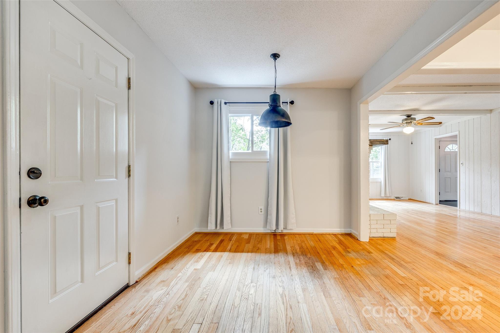 9034 Windjammer Drive Tega Cay, SC 29708 - Photo 11 of 40 Gallery Image 11