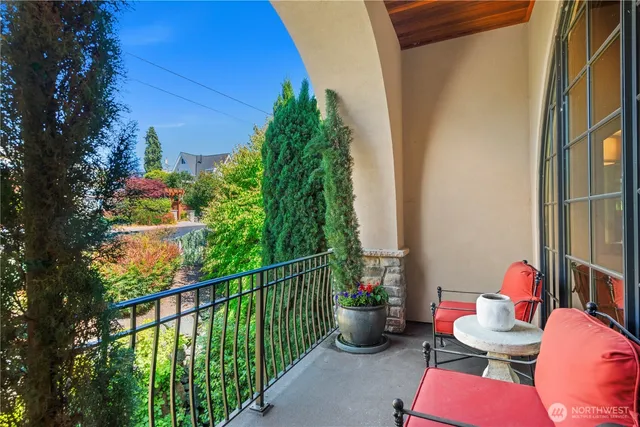 $7,820,000 | 435 8th Avenue West, Kirkland, WA 98033