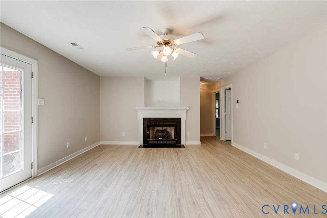 6701 Caboose Lane Sandston, VA 23150 - Photo 7 of 28 Featuring freshly painted interiors (2026)
