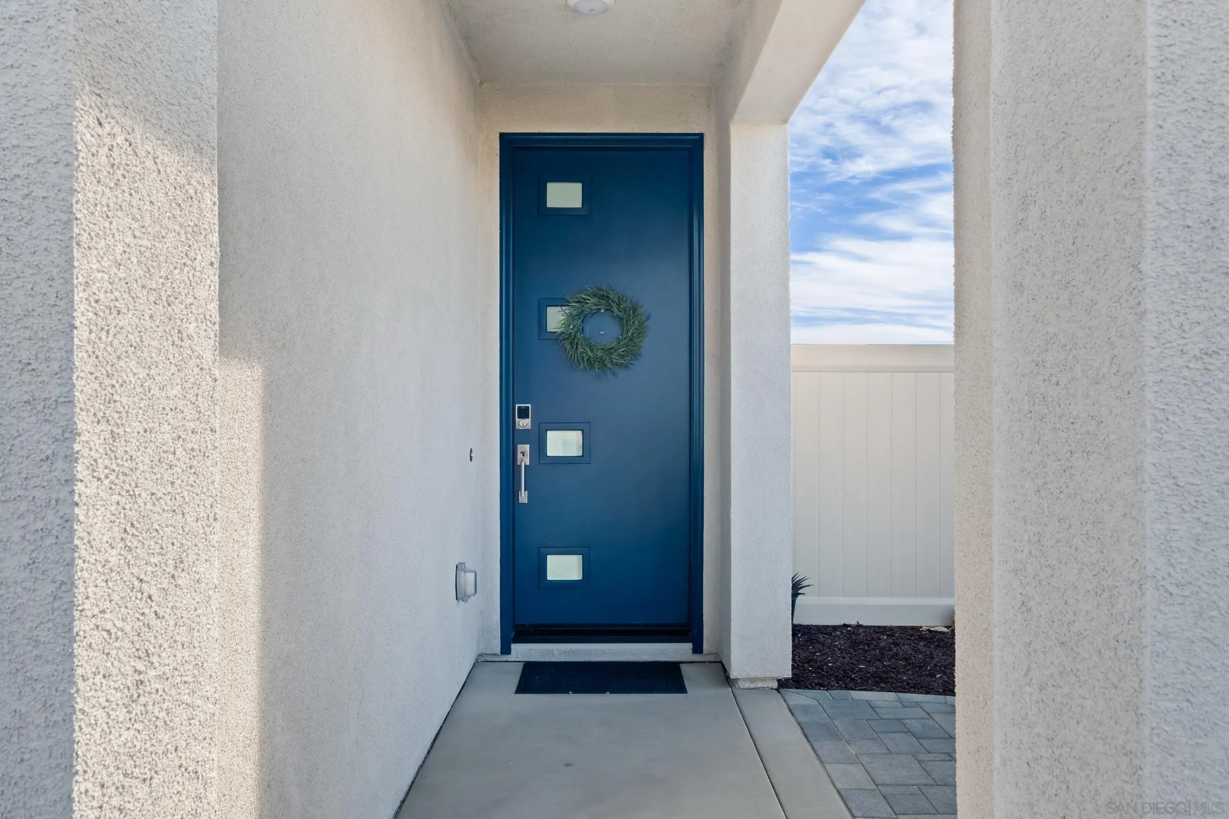 35164 Orchard Trail Fallbrook, CA 92028 - Photo 3 of 52 a view of a hallway with a door