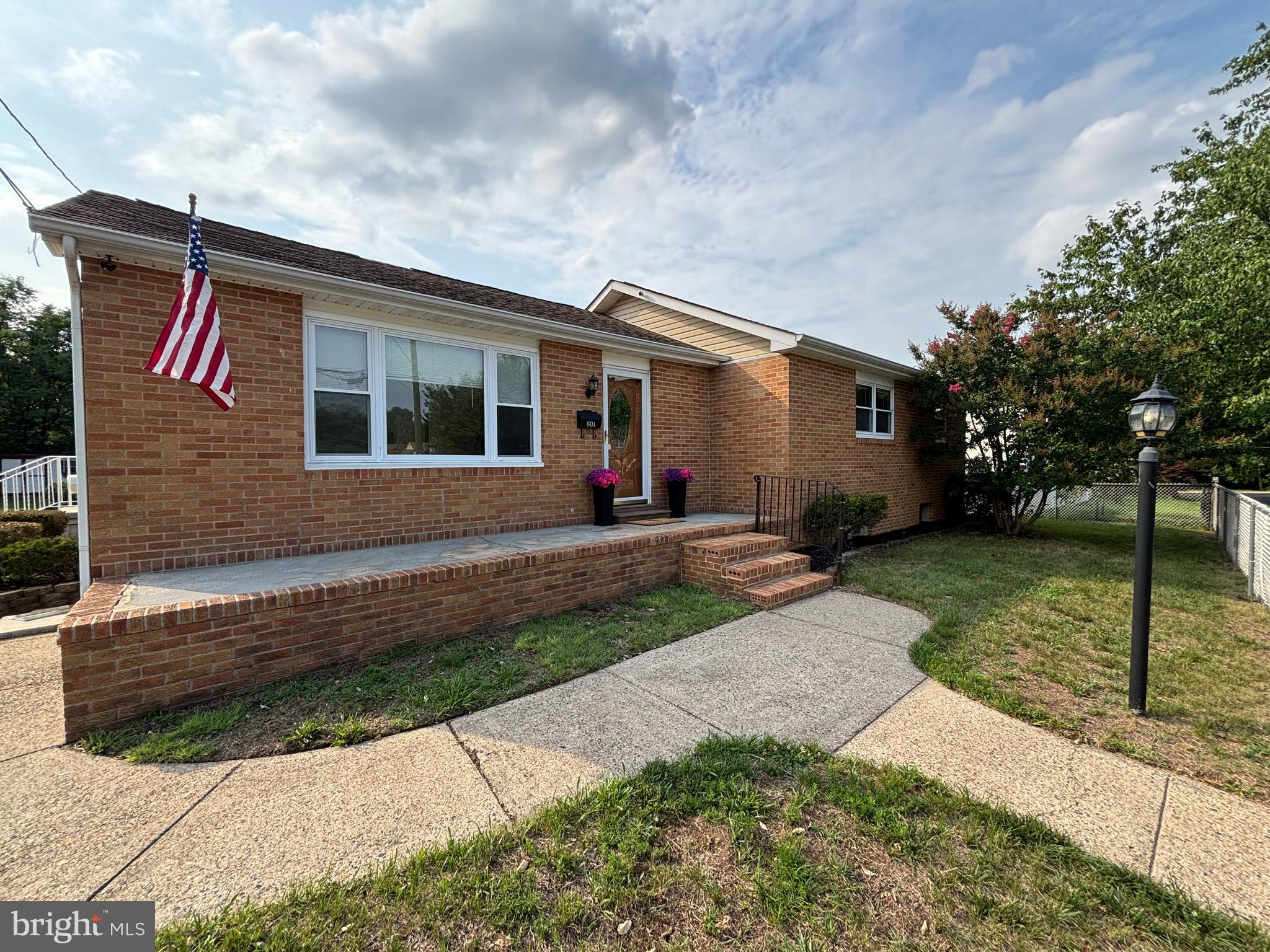601 Dauphin Street Riverside, NJ 08075 - Photo 1 of 5