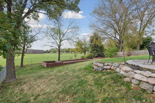 $415,000 | 1164 Merrifield Court, Shakopee, MN 55379