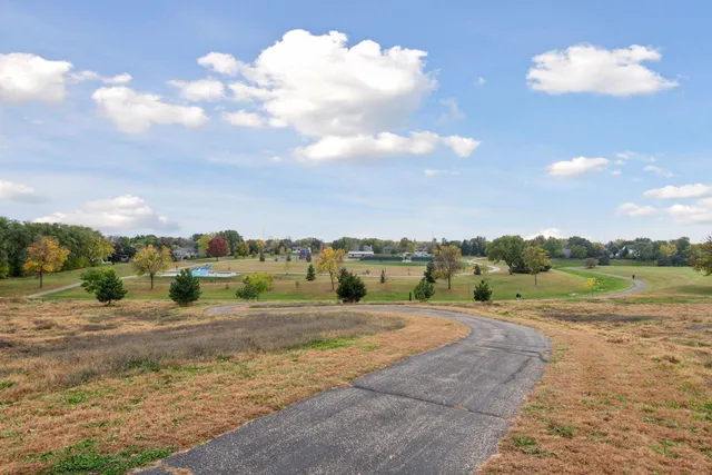 $415,000 | 1164 Merrifield Court, Shakopee, MN 55379